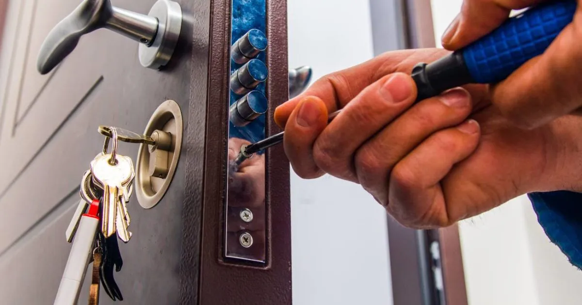 mobile locksmith